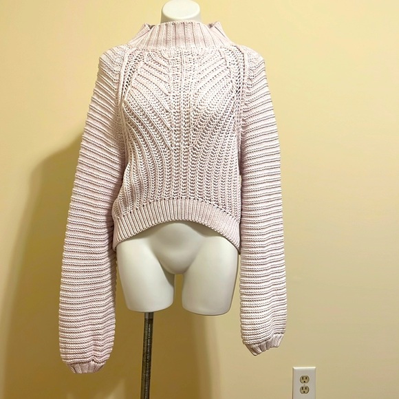 Free people mock neck women sweater size M Used